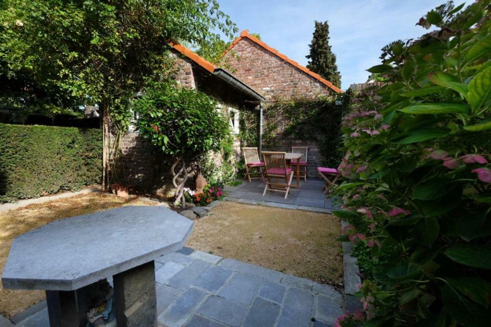 Bie De Borreger Villa Maastricht Exterior photo